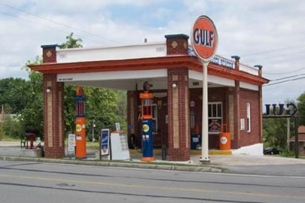 GAS-STATION