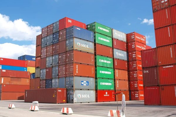 container-489933_1280