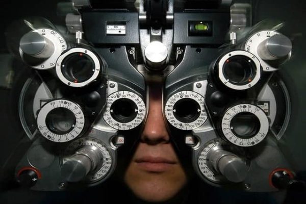 eyeglasses-2003188_640