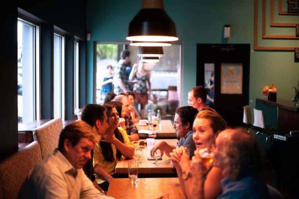 restaurant-690975_1280-1024x676