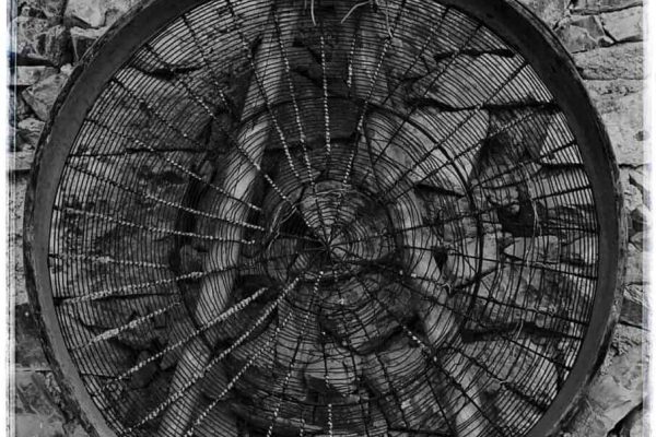 sieve-947238_1280-906x1024